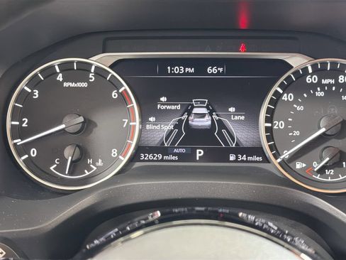 Used 2023 Nissan Rogue SV AWD/4WD image 15