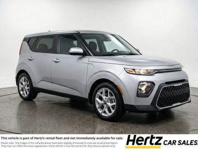 Used 2025 Kia Soul LX w/ LX Technology Package
