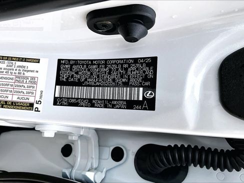 Used 2025 Lexus UX 300h FWD w/ Cold Area Package image 34