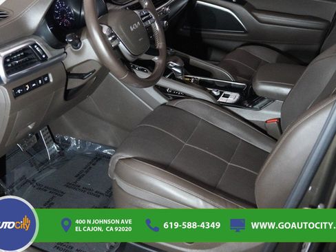 Used 2022 Kia Telluride SX FWD image 9