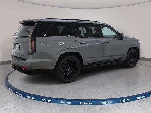 Used 2022 Cadillac Escalade Sport w/ Touring Package AWD/4WD image 6