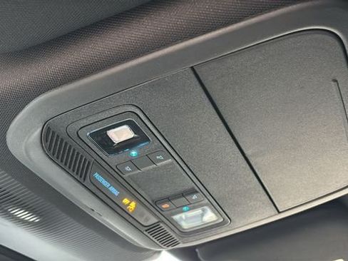 New 2026 Ford Explorer ST-Line w/ ST-Line Street Pack AWD/4WD image 21