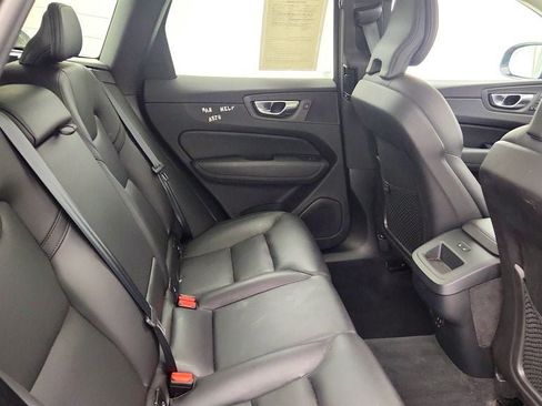 Used 2025 Volvo XC60 B5 Core w/ Climate Package AWD/4WD image 21