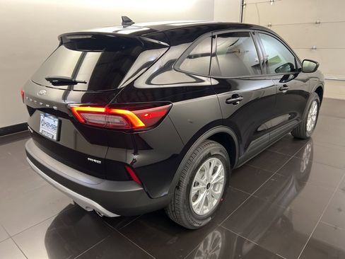 New 2025 Ford Escape Active w/ Cold Weather Package image 6