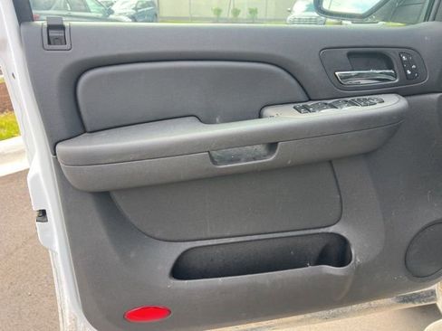 Used 2009 Chevrolet Tahoe LT AWD/4WD image 10