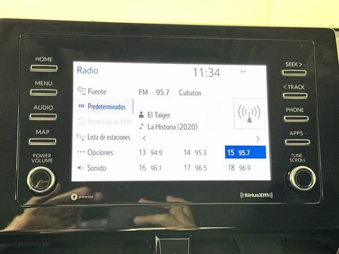 Used 2021 Toyota Camry LE image 18