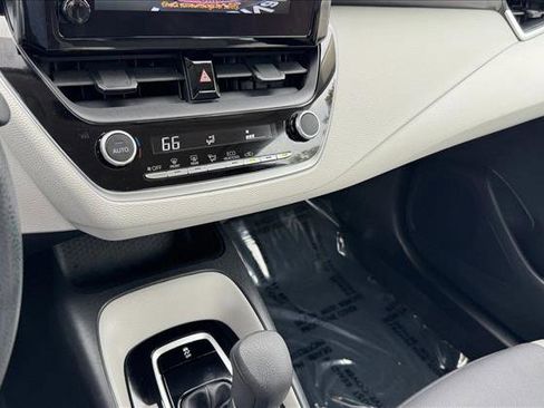 Used 2024 Toyota Corolla LE image 9