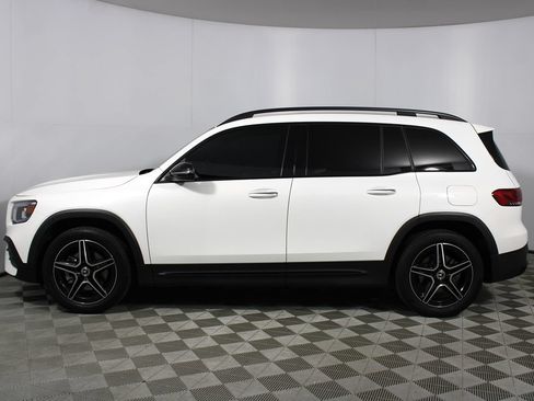 Used 2021 Mercedes-Benz GLB 250 image 30