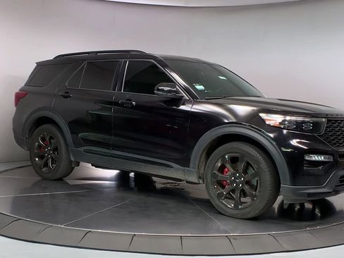 Certified 2023 Ford Explorer ST w/ Equipment Group 401A image 2