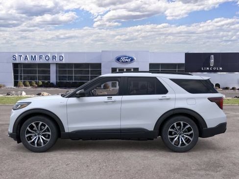 New 2026 Ford Explorer ST-Line AWD/4WD image 3
