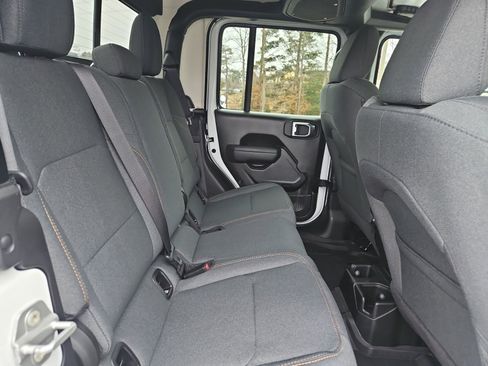 New 2026 Jeep Gladiator Willys image 17