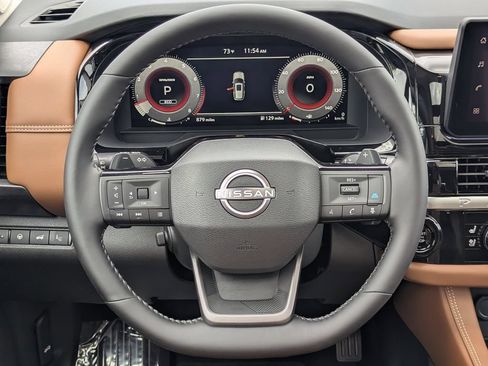 Certified 2026 Nissan Pathfinder Platinum w/ Cargo Package FWD image 21