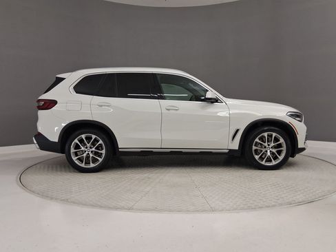 Used 2023 BMW X5 xDrive40i AWD/4WD image 8