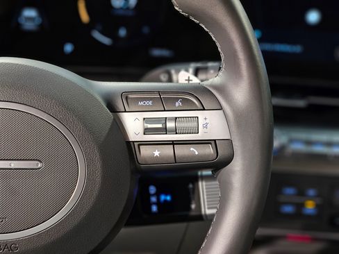 Used 2024 Hyundai Kona SEL w/ Convenience Package image 28