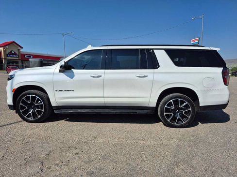 Used 2023 Chevrolet Suburban RST w/ Luxury Package AWD/4WD image 11