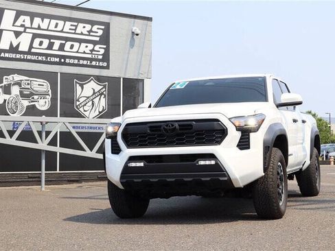 Used 2024 Toyota Tacoma TRD Off-Road AWD/4WD image 1