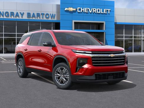 New 2026 Chevrolet Traverse LT w/ Driver Confidence Package FWD image 7