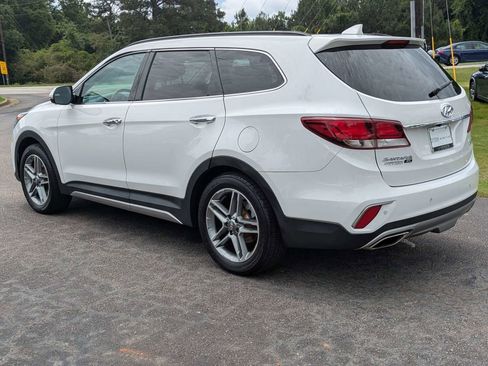 Used 2019 Hyundai Santa Fe XL FWD image 4