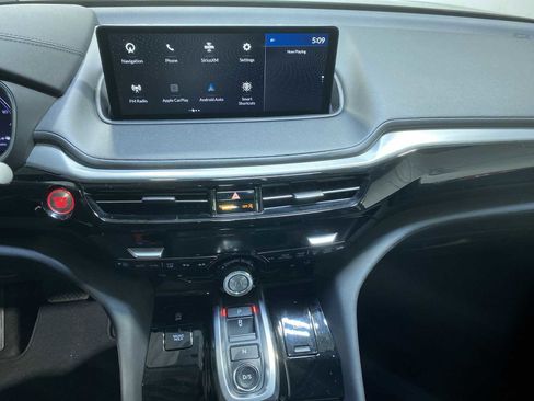 Used 2023 Acura MDX SH-AWD w/ Technology Package image 16