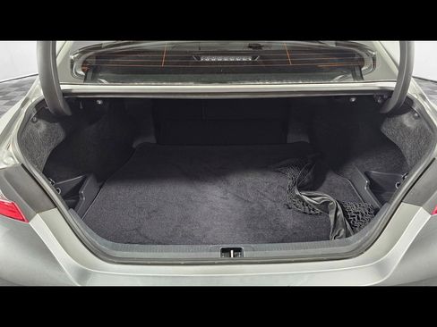 Used 2023 Toyota Camry SE image 30