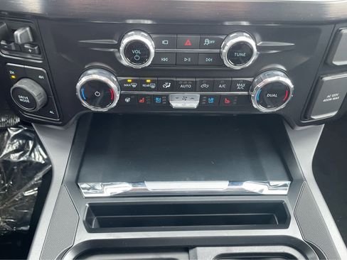 New 2026 Ford F350 Lariat w/ FX4 Off-Road Package image 26