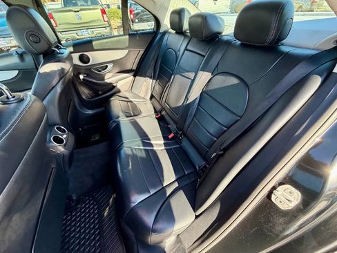 Used 2016 Mercedes-Benz C 300 4MATIC Sedan image 9