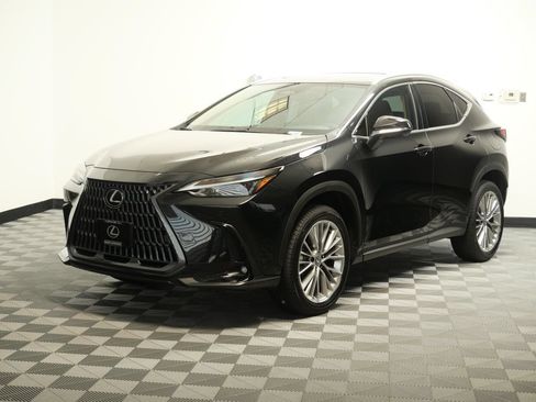 Certified 2026 Lexus NX 350 AWD w/ Premium Package image 4