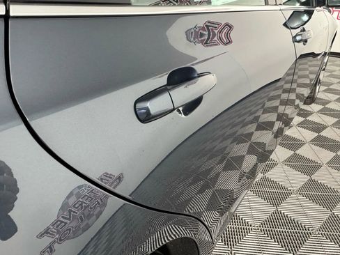 Used 2020 Chevrolet Malibu LT image 30