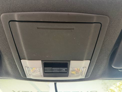 Used 2015 Ford F250 Platinum image 36