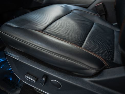 Used 2023 Ford F150 Lariat w/ Equipment Group 502A High image 40