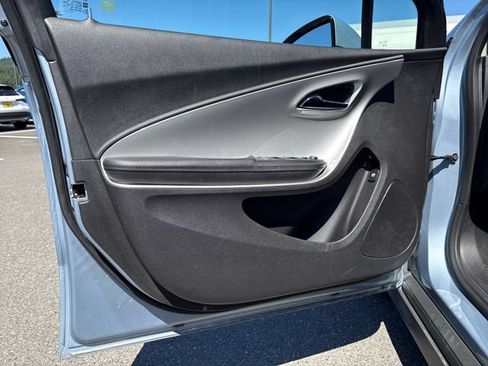 Used 2013 Chevrolet Volt Premium w/ Premium Trim Package FWD image 18