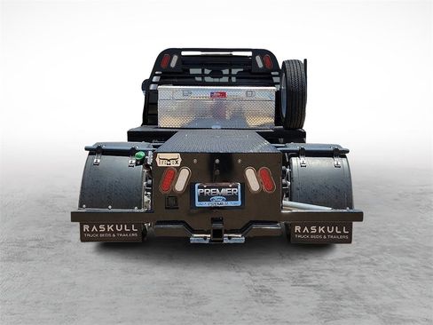 New 2024 Ford F550 4x4 Crew Cab Super Duty w/ XL Chrome Package image 9