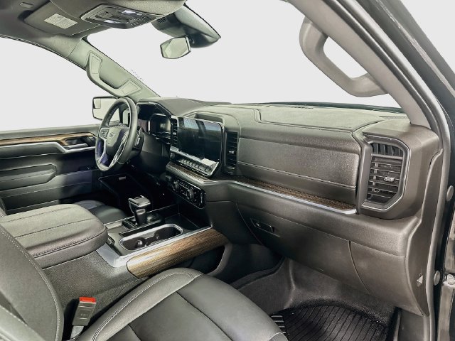 Used 2024 Chevrolet Silverado 1500 RST w/ Convenience Package II AWD/4WD image 30