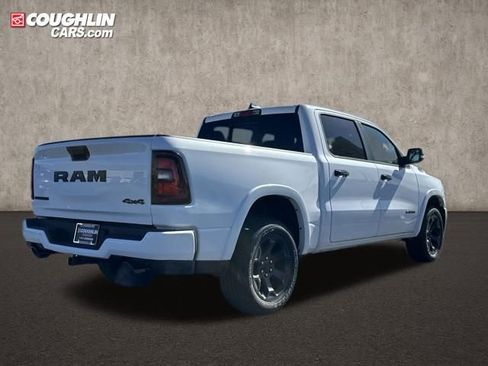 New 2026 RAM 1500 4x4 Crew Cab image 7