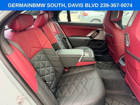 Certified 2023 BMW 740i RWD image 22