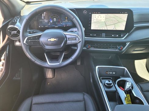 Used 2026 Chevrolet Equinox LT w/ Convenience Package II AWD/4WD image 19