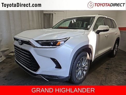 New 2026 Toyota Grand Highlander AWD image 3