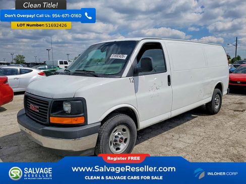 Used 2017 GMC Savana 2500 Extended RWD image 1