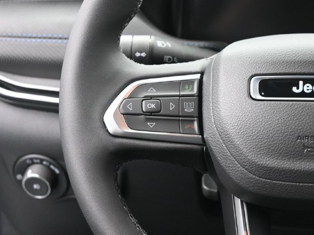 New 2025 Jeep Compass Limited w/ Driver Assist Group I AWD/4WD image 28