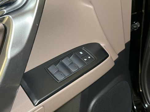 Certified 2023 Lexus GX 460 Premium AWD/4WD image 19