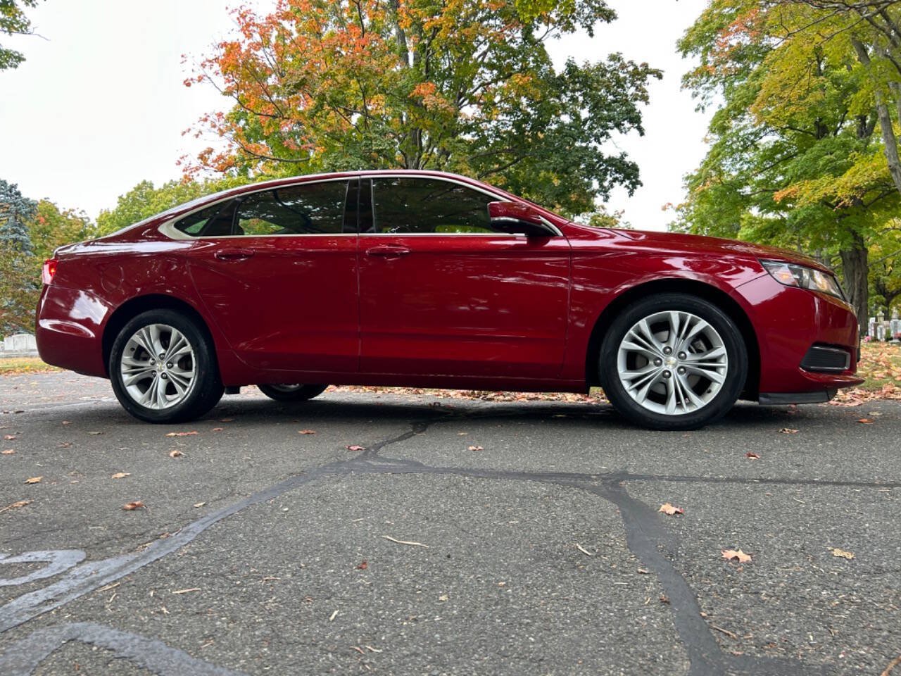 Used 2014 Chevrolet Impala LT w/ Convenience Package FWD image 3