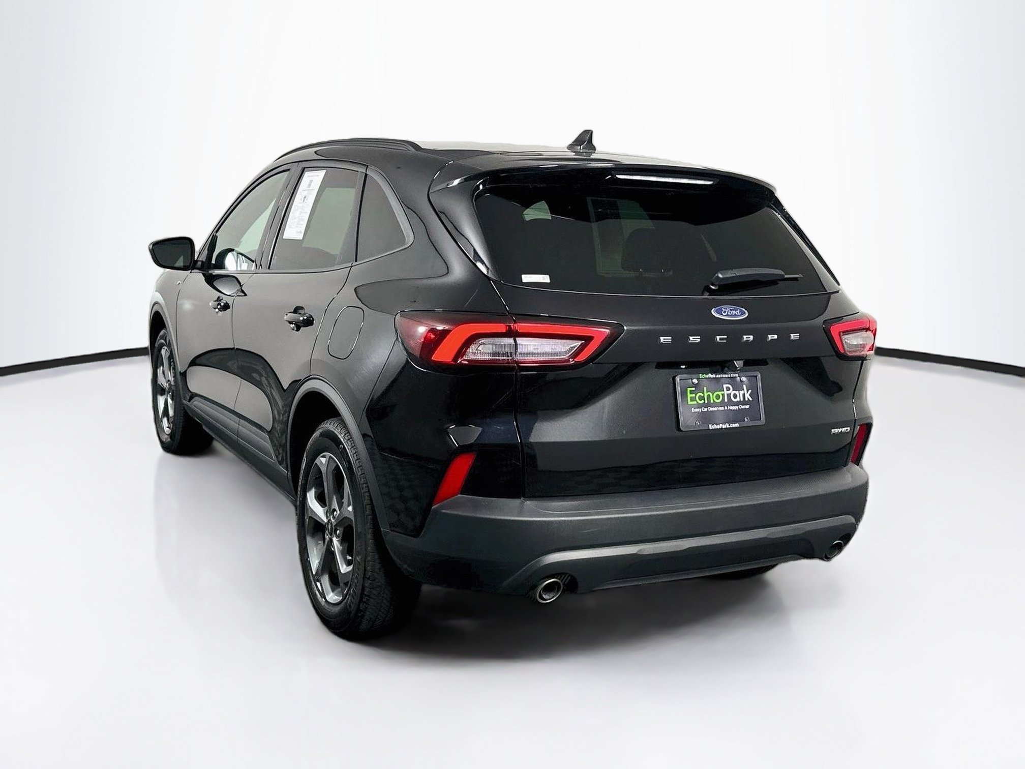 Used 2025 Ford Escape ST-Line Select AWD/4WD image 5
