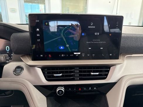 Used 2025 Ford Explorer Active w/ Active Comfort Package image 26