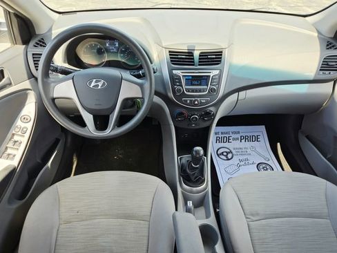 Used 2015 Hyundai Accent GLS FWD image 10