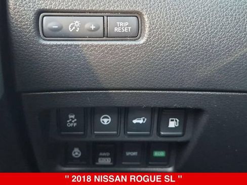 Used 2018 Nissan Rogue SL w/ Premium Package AWD/4WD image 19