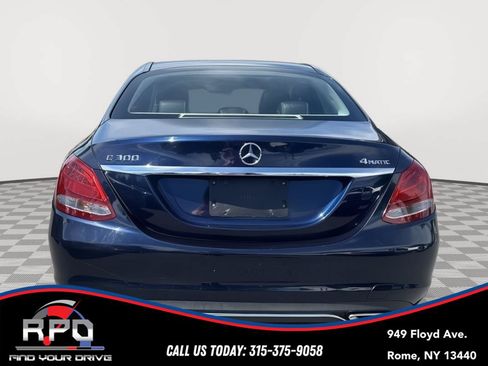Used 2016 Mercedes-Benz C 300 4MATIC Sedan image 4