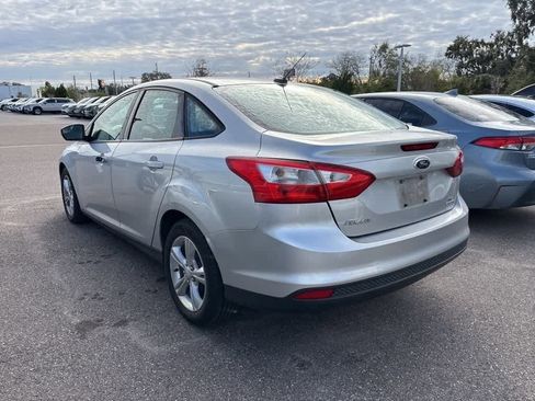 Used 2013 Ford Focus SE image 2