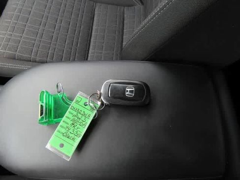 Used 2023 Honda HR-V LX image 24