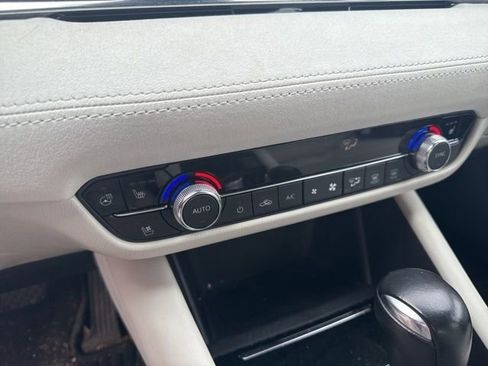 Used 2018 MAZDA MAZDA6 Signature image 23