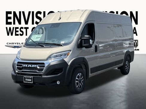New 2025 RAM ProMaster 2500 w/ Quick Order Package 22G SLT image 4